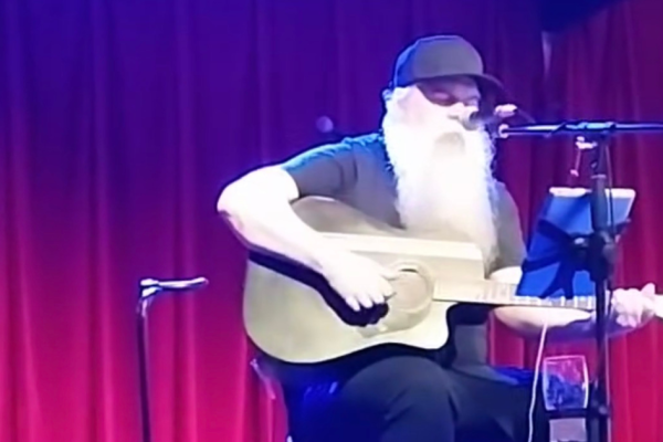 Live Music with Turin Robinson